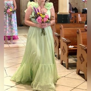 -Size 8 Mac Duggal chiffon gown in green/mint color. Worn once as a bridesmaid